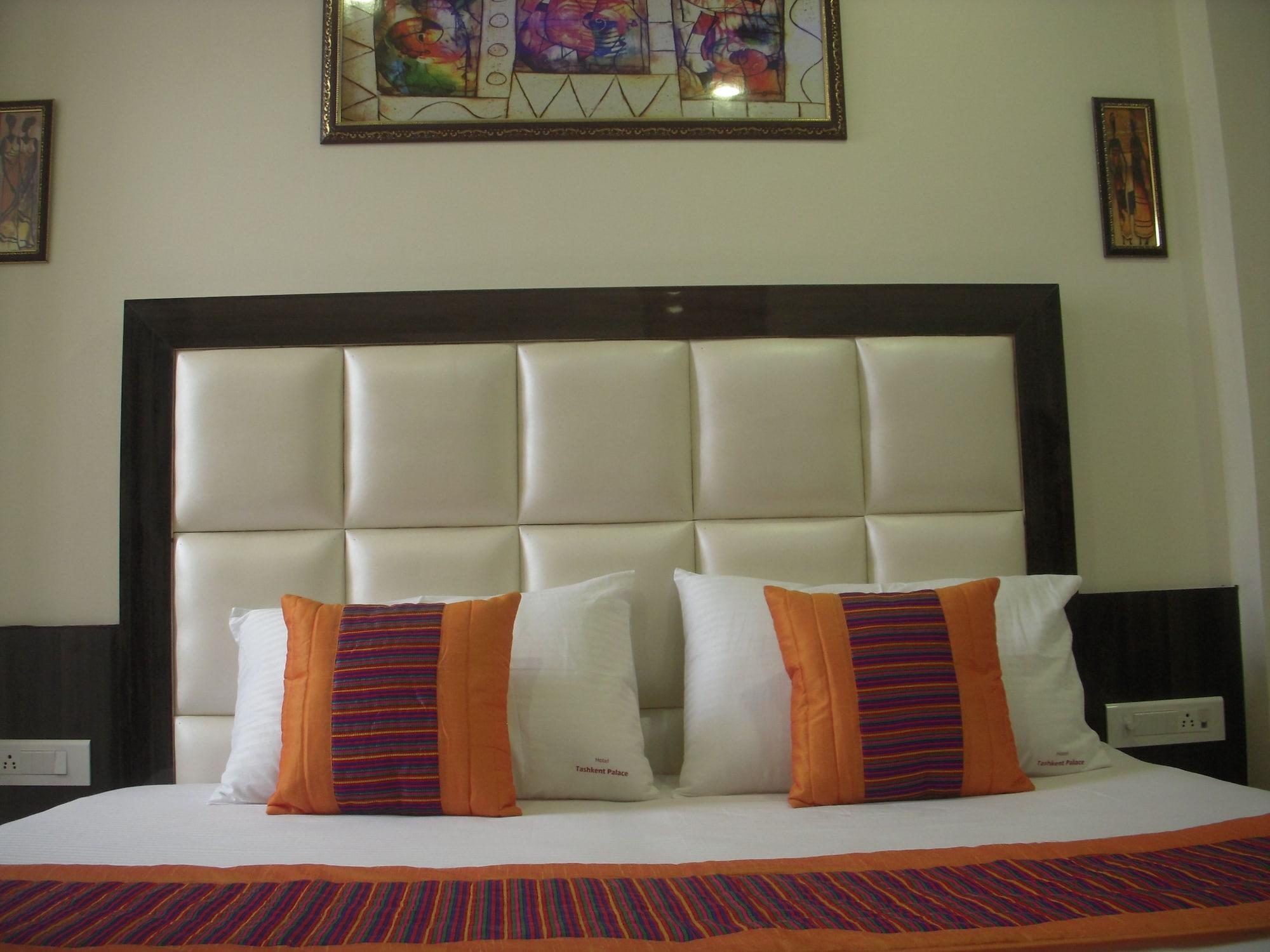 Tashkent Palace - Near Railway Station Hotel New Delhi