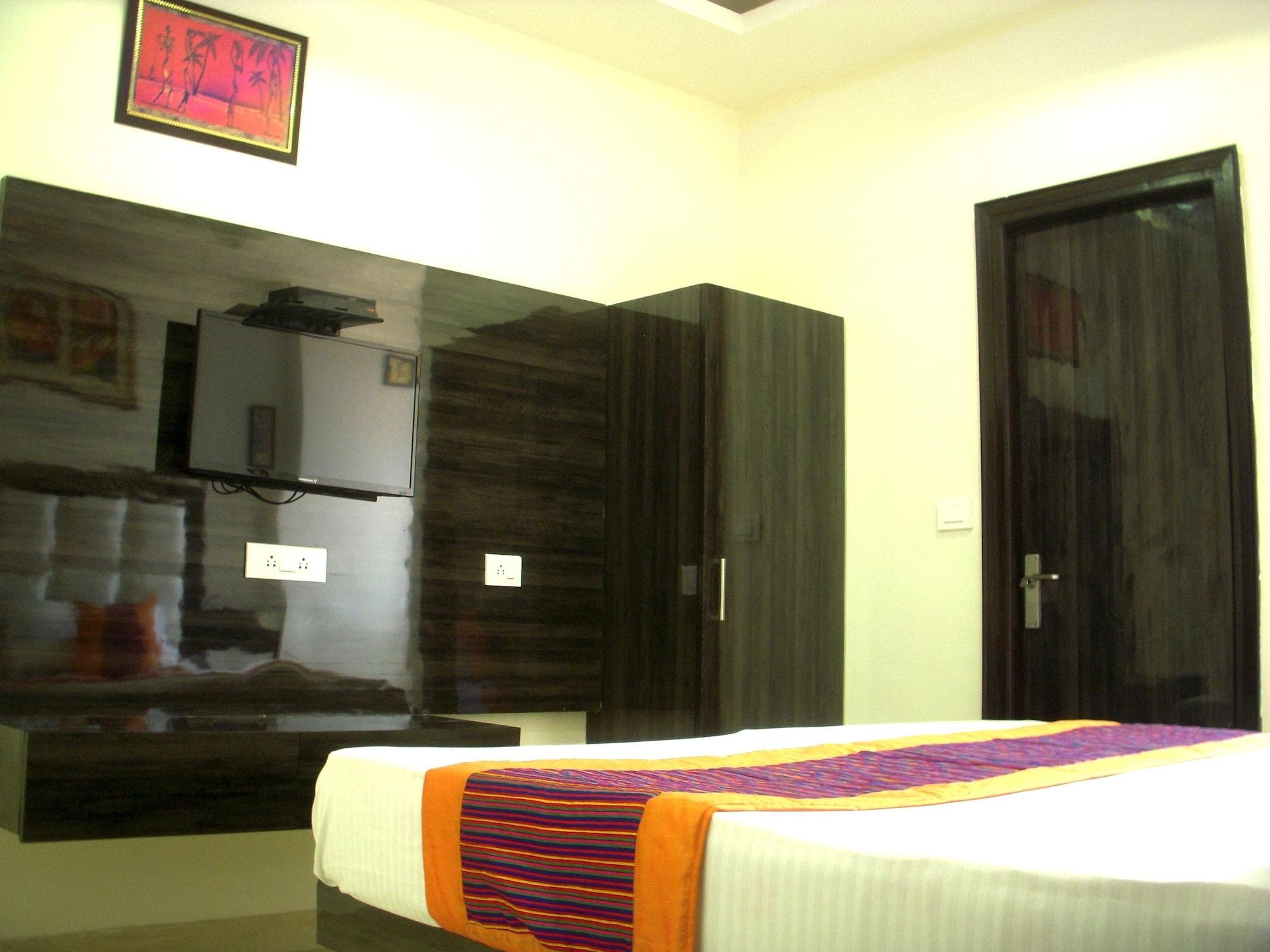 Tashkent Palace - Near Railway Station Hotel 3*