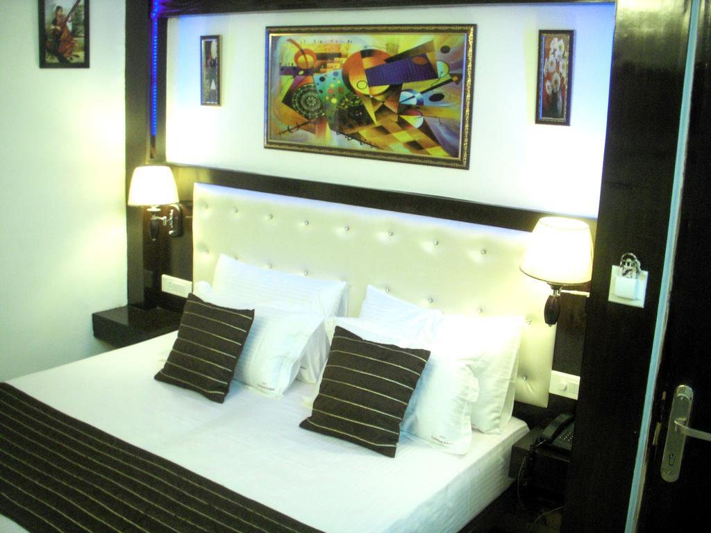 Tashkent Palace - Near Railway Station New Delhi