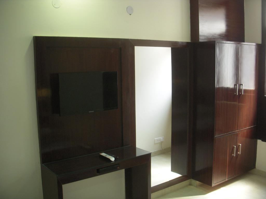Tashkent Palace - Near Railway Station Hotel 3*